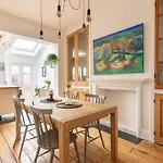 Arty House With Garden In Central Bristol